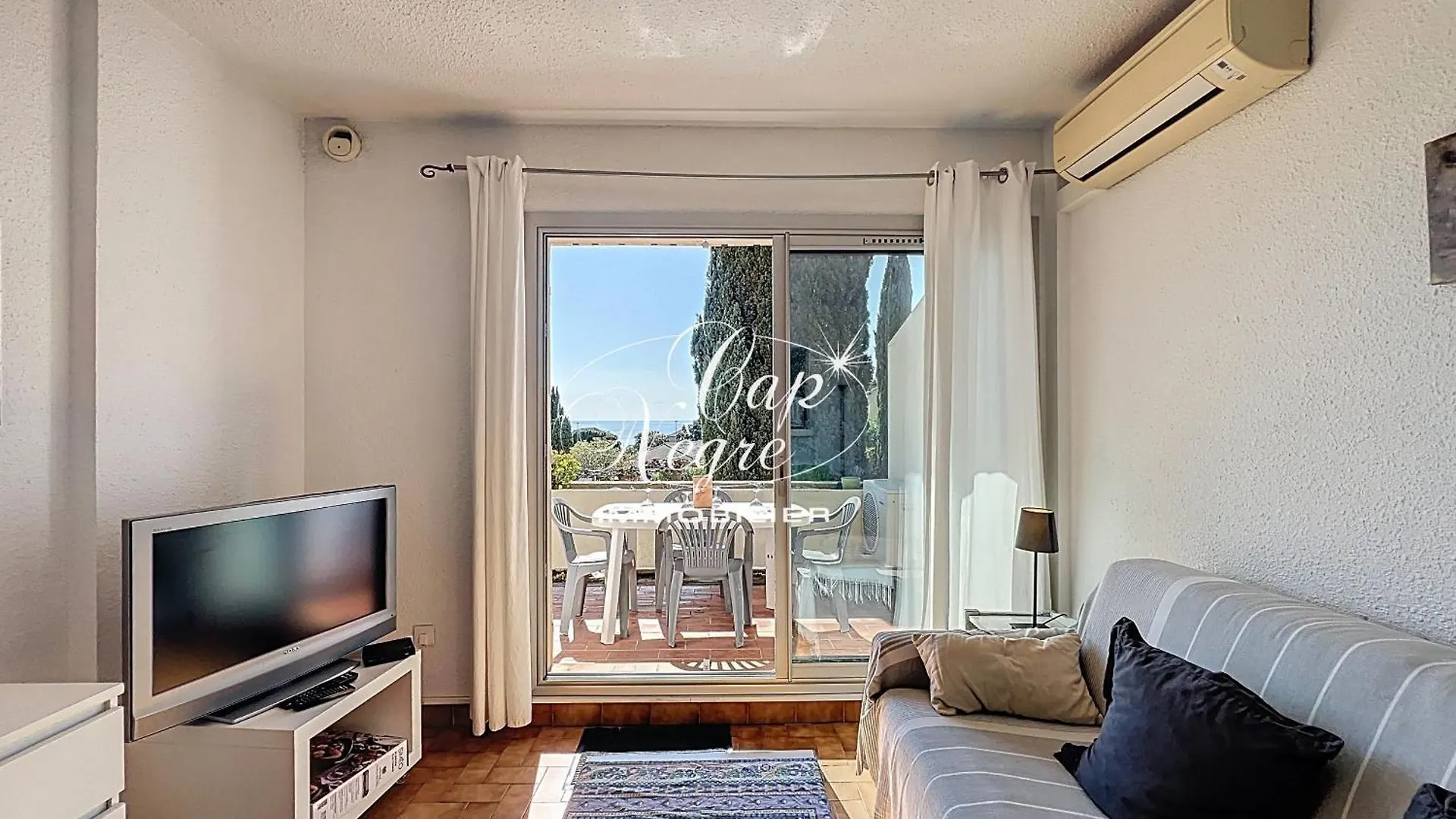 Appartement T2, 4 Personnes Terrasse Vue Mer Residence Avec Piscine A Pramousquier - Le Lavandou 0*,  France