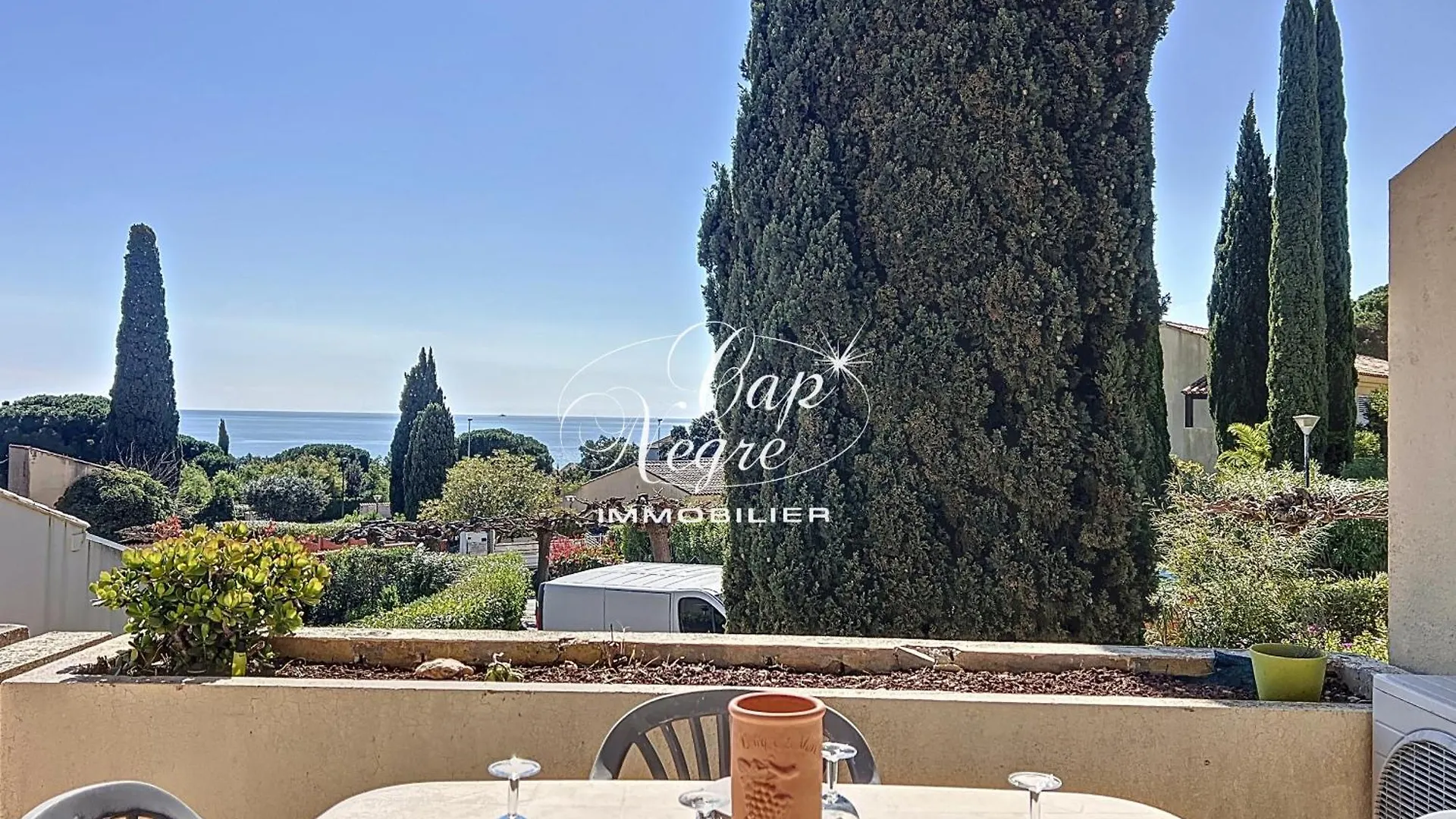 Apartment Appartement T2, 4 Personnes Terrasse Vue Mer Residence Avec Piscine A Pramousquier - Le Lavandou