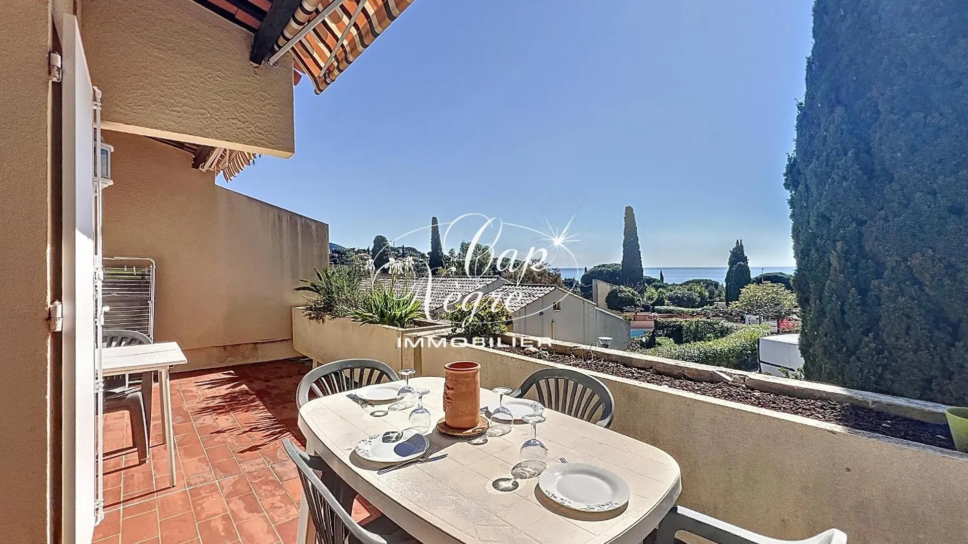 Appartement T2, 4 Personnes Terrasse Vue Mer Residence Avec Piscine A Pramousquier - Le Lavandou